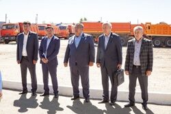 Депутат Мажилиса Малик Кулшар встретился с коллективом UNISERV